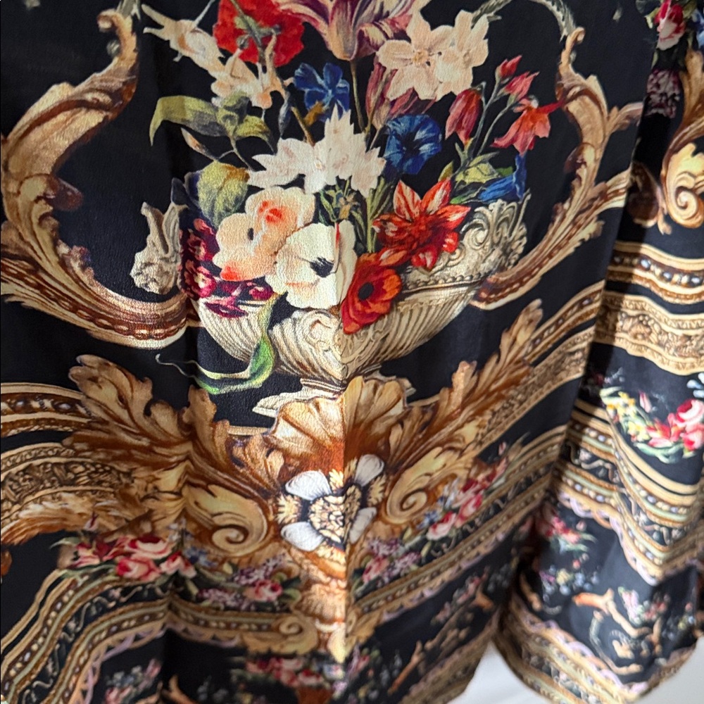 Camilla Friend In Flora Raglan Sleeve Silk - Picture 10 of 15